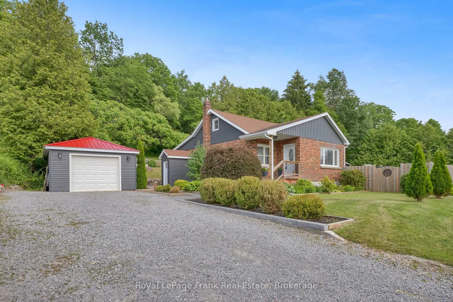 3461 Burnham Street photo 2