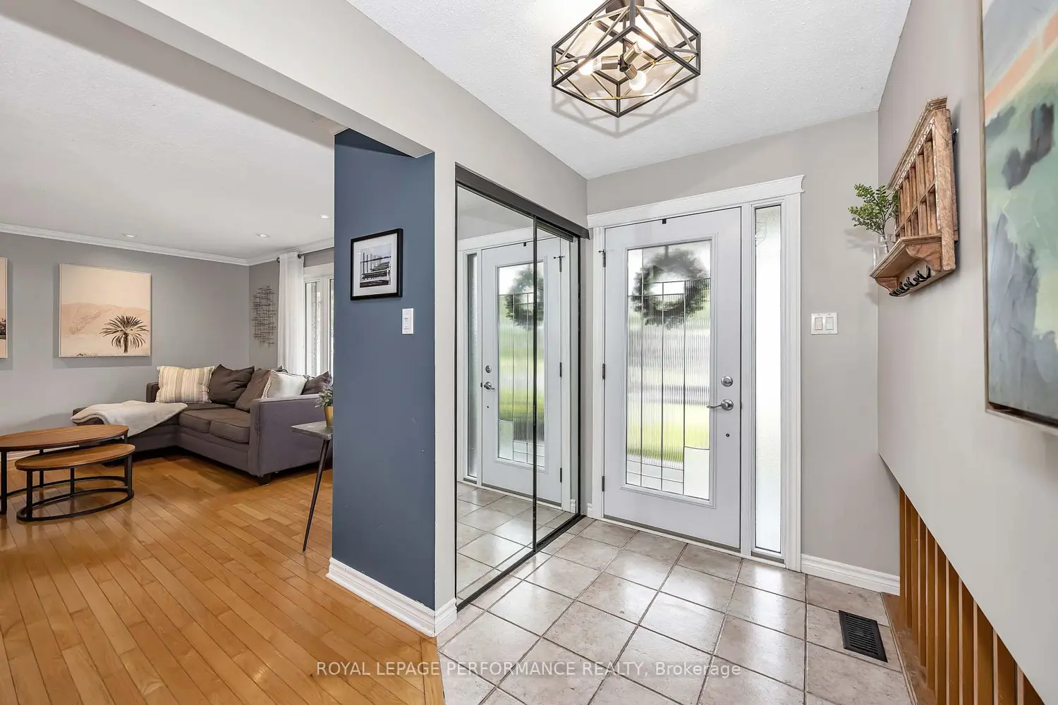 30 Promenade Boulevard photo 2