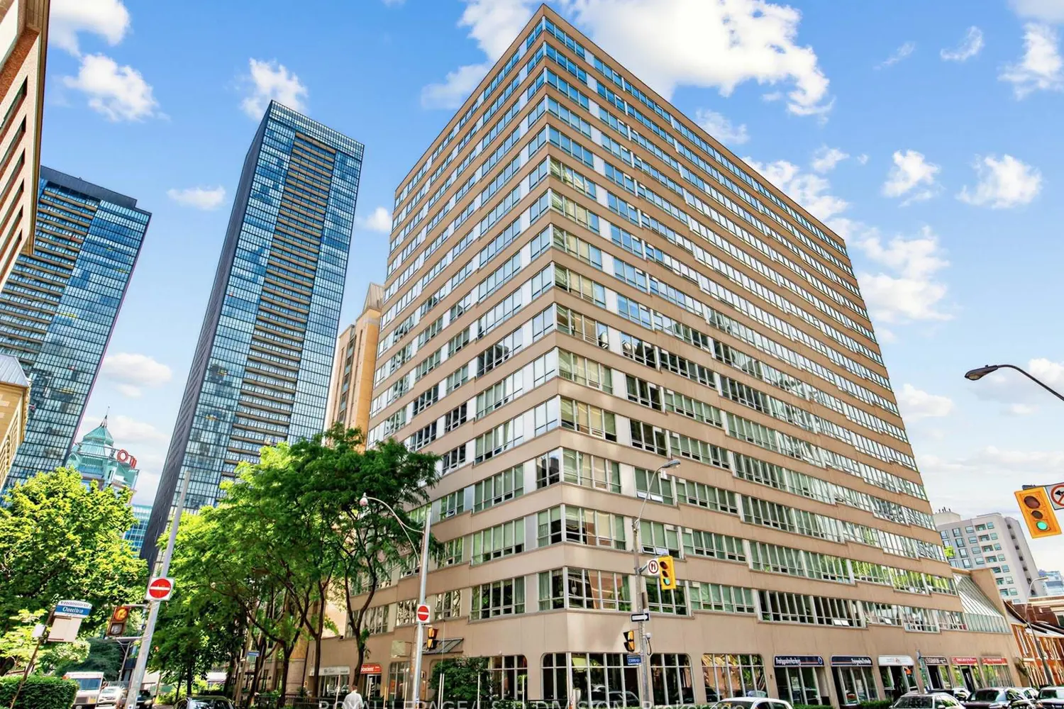 71 Charles Street 304