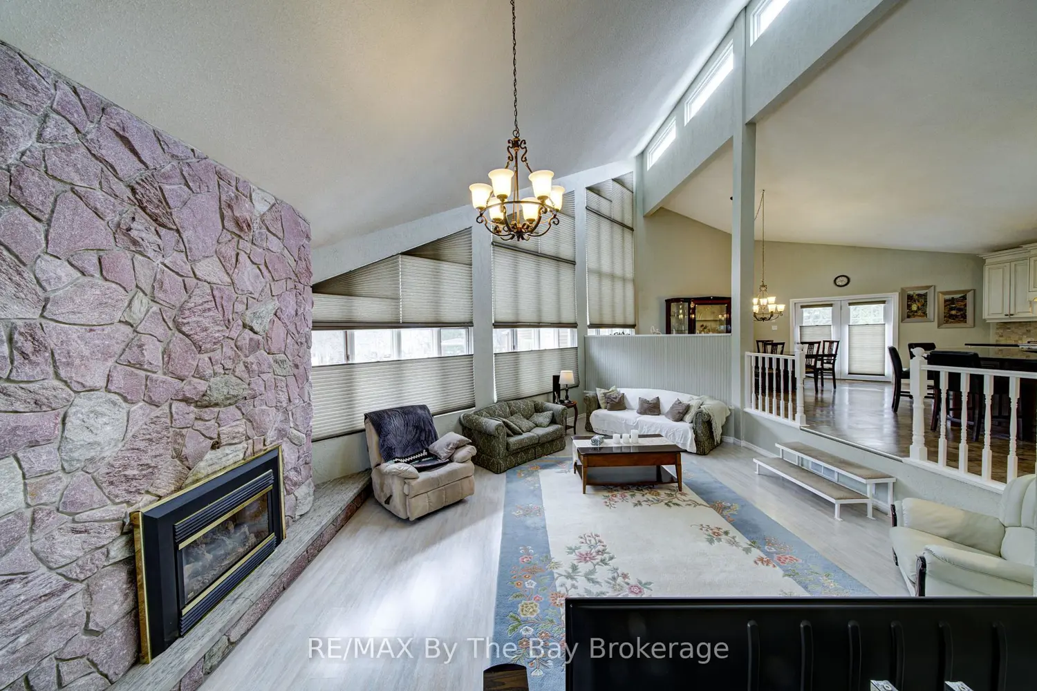 32 Bridlewood Crescent photo 2
