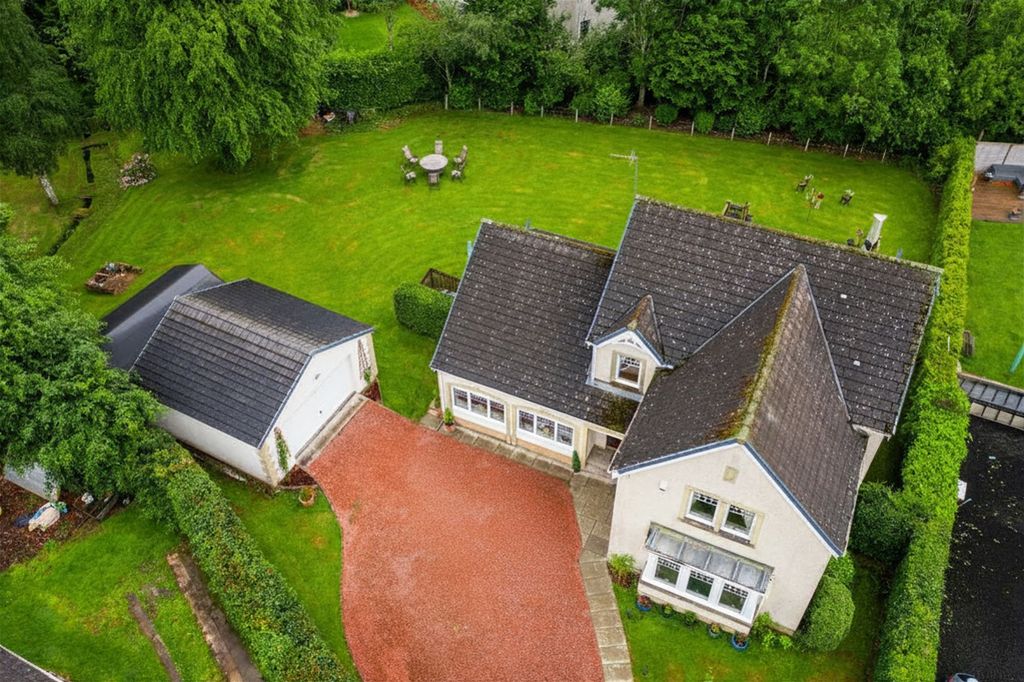 5 bed detached house for sale7 Finlayson Lane, Carnwath, Lanark ML11