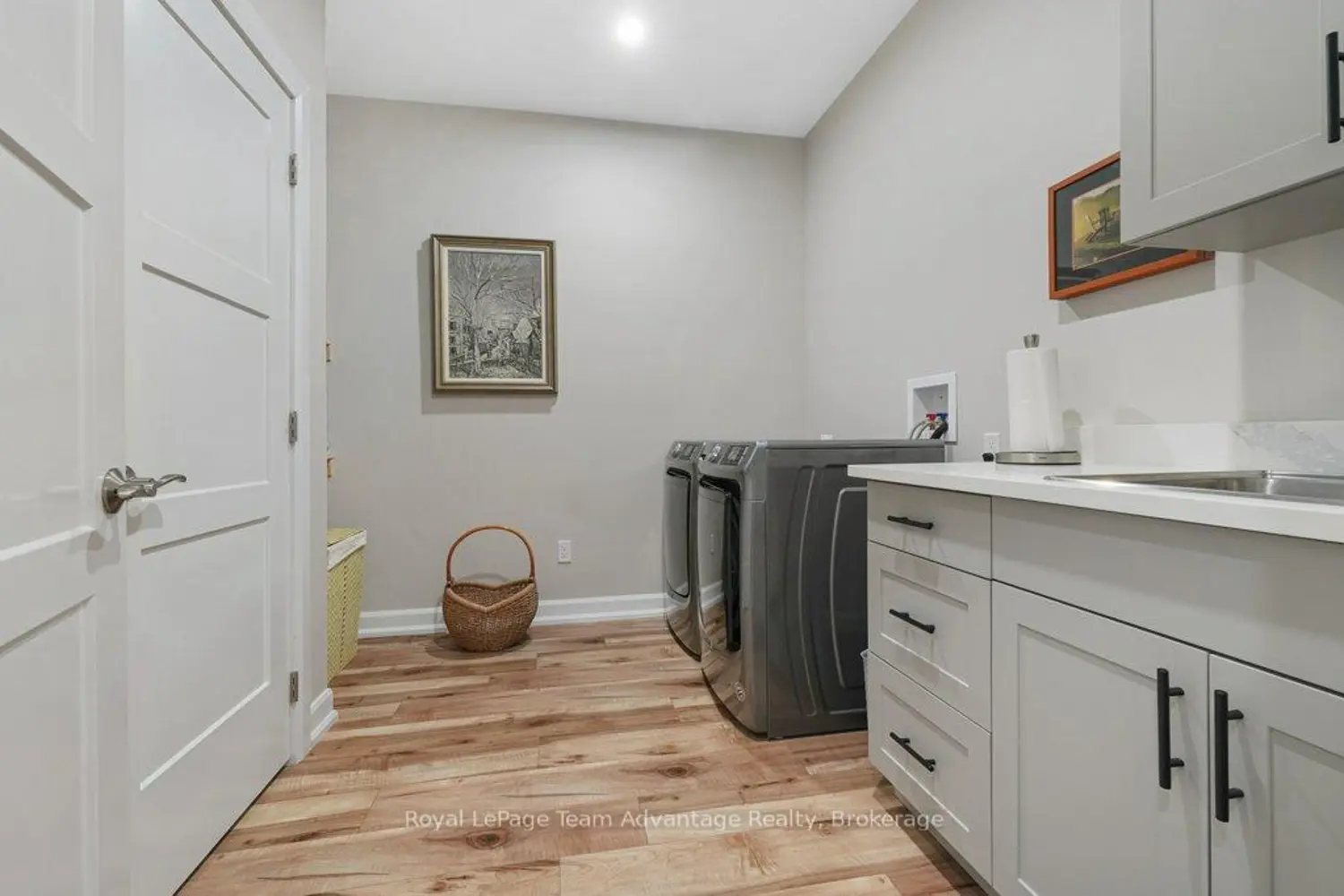 9 George Hunt Memorial Drive photo 4