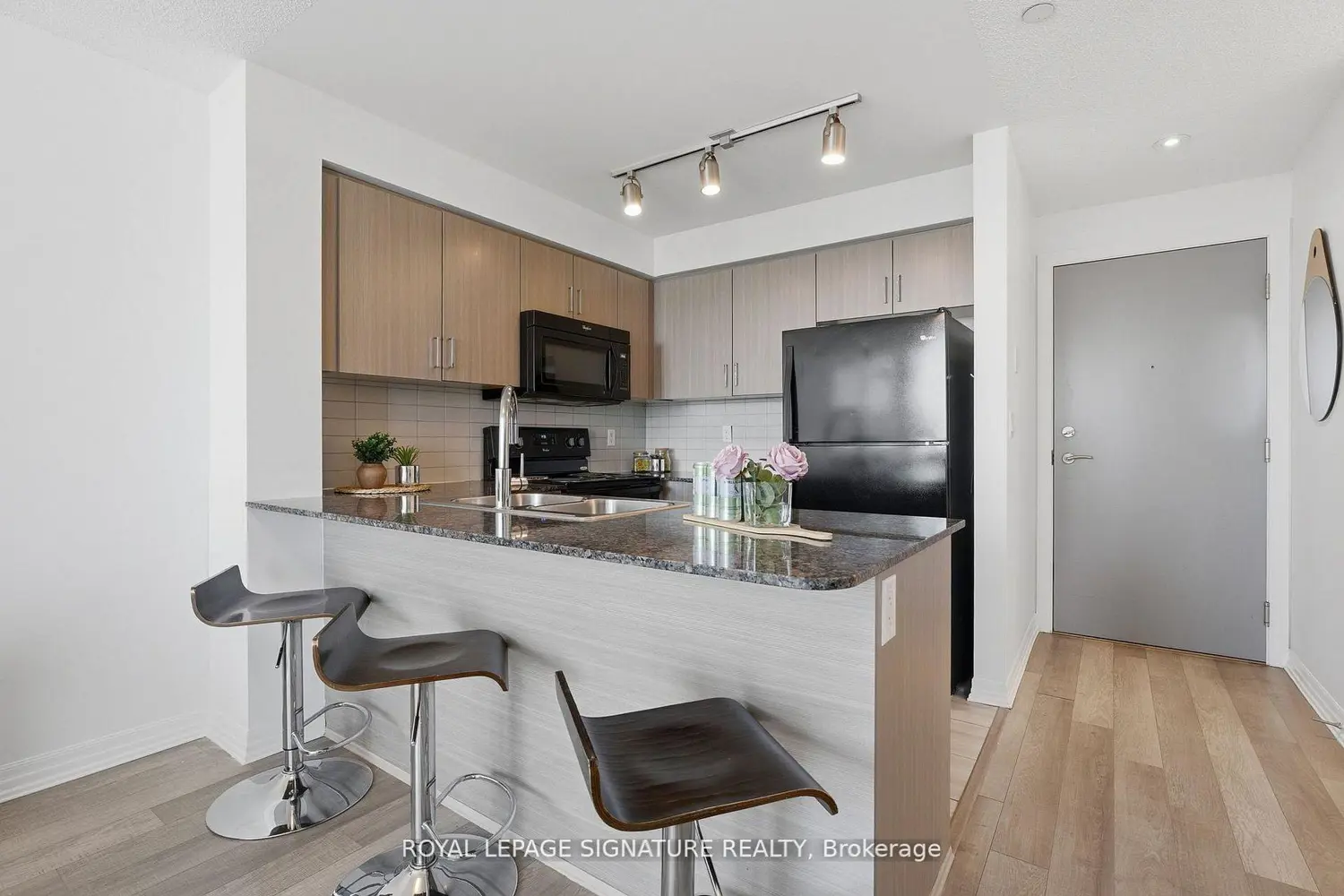 80 Esther Lorrie Drive 1116