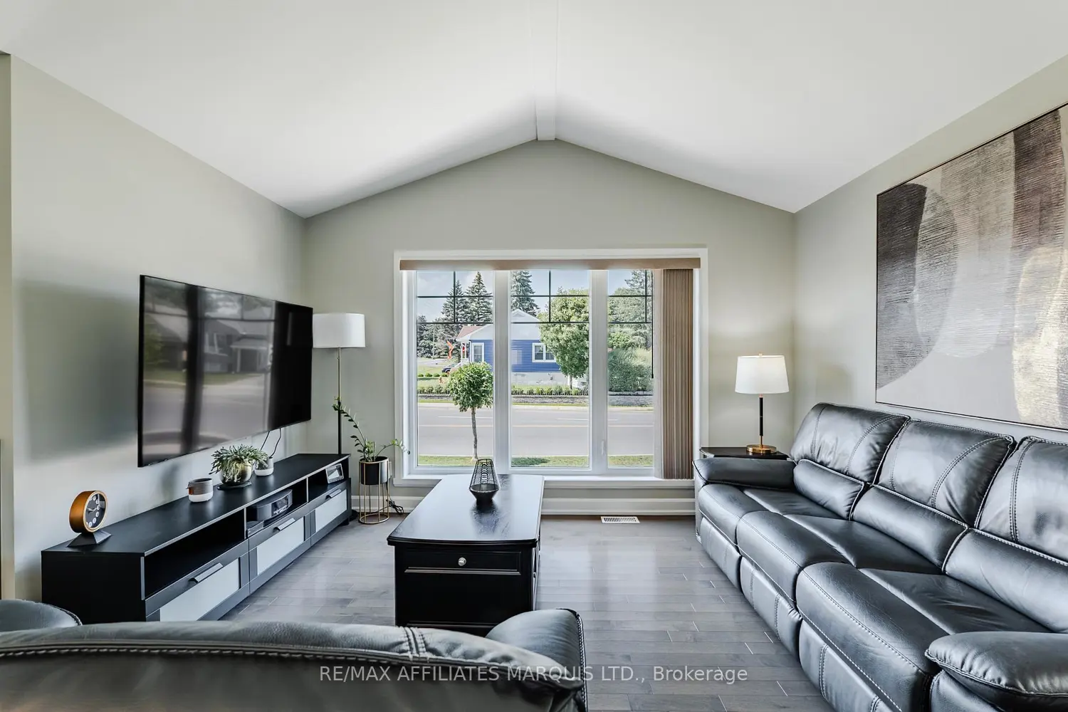 2 Mercier Avenue photo 4