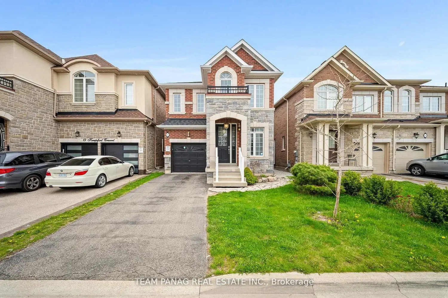 17 Kempsford Crescent photo 3