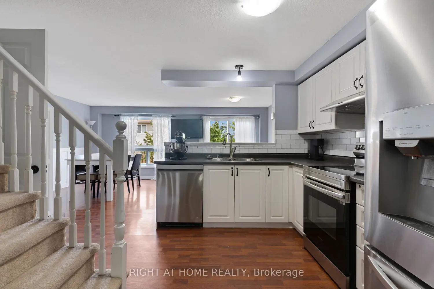 302 Oprington Place photo 5