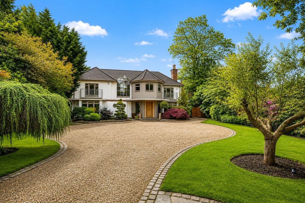 5 bed detached house for saleSouth Downs Road, Bowdon WA14