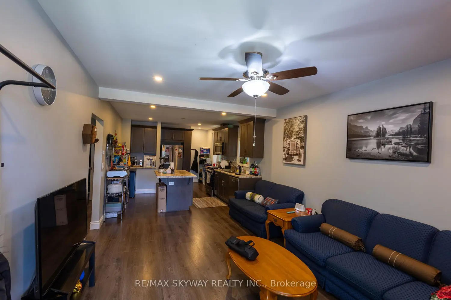 1160 Elm Avenue photo 5