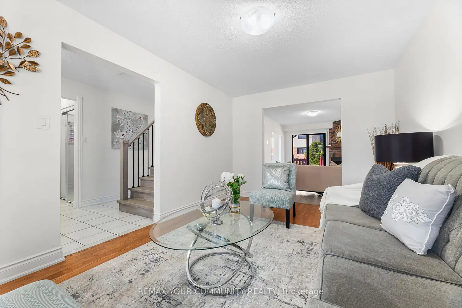 30 Chapman Drive photo 5