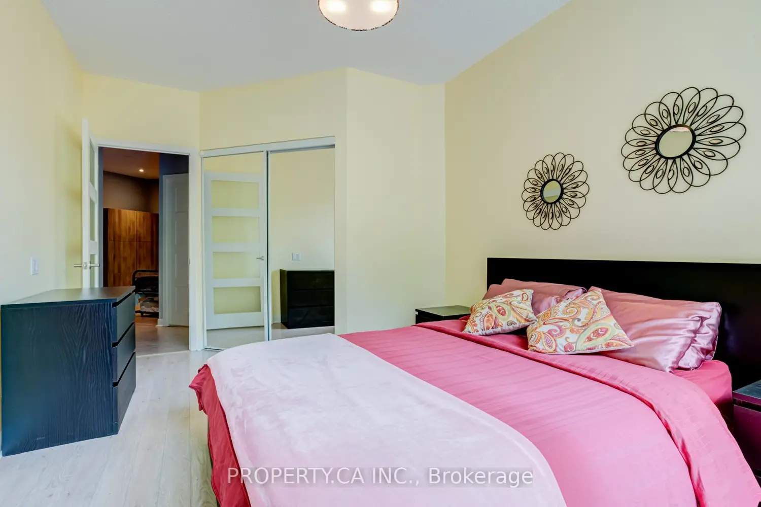 525 Wilson Avenue 118 photo 5