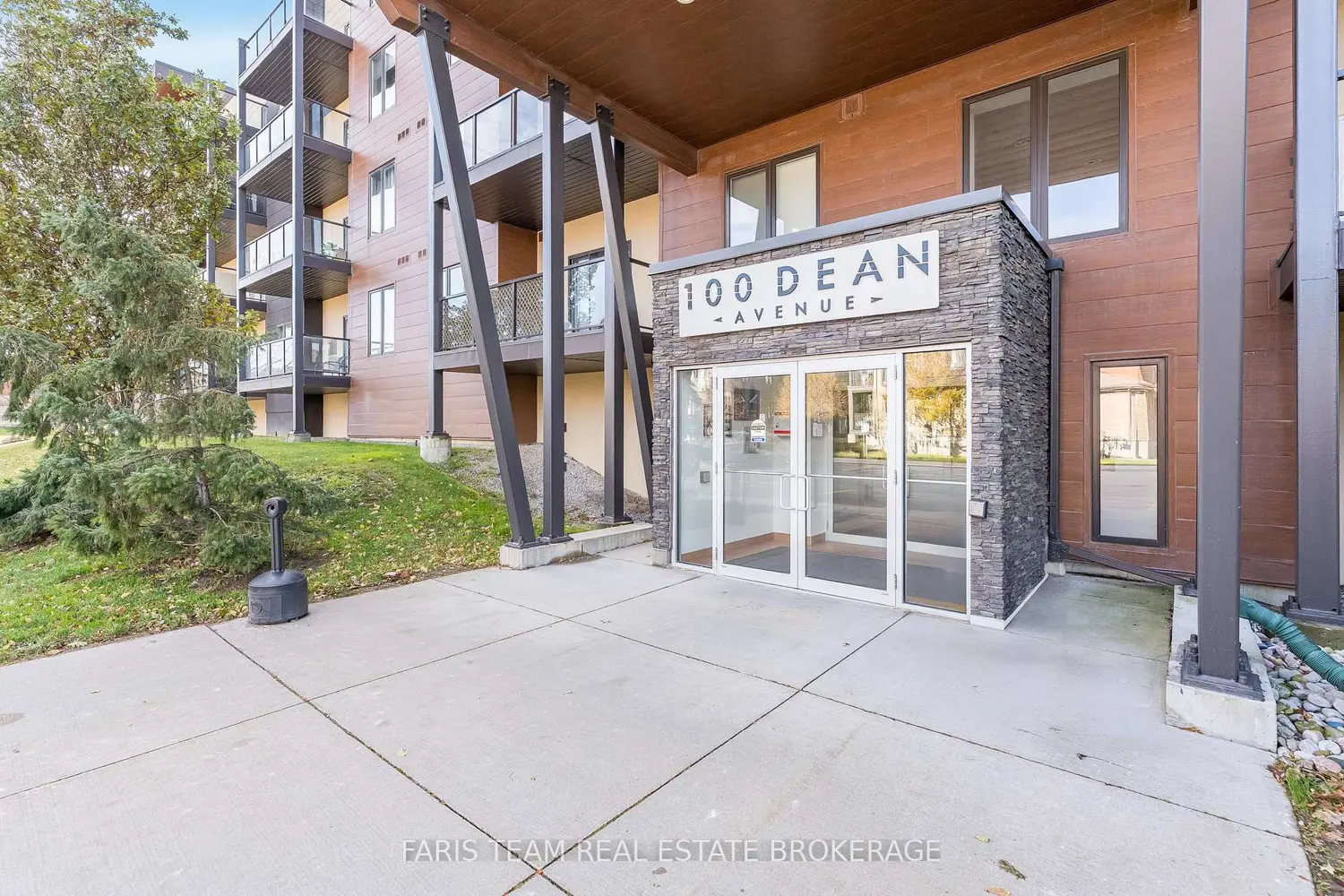 100 Dean Avenue 207 photo 3
