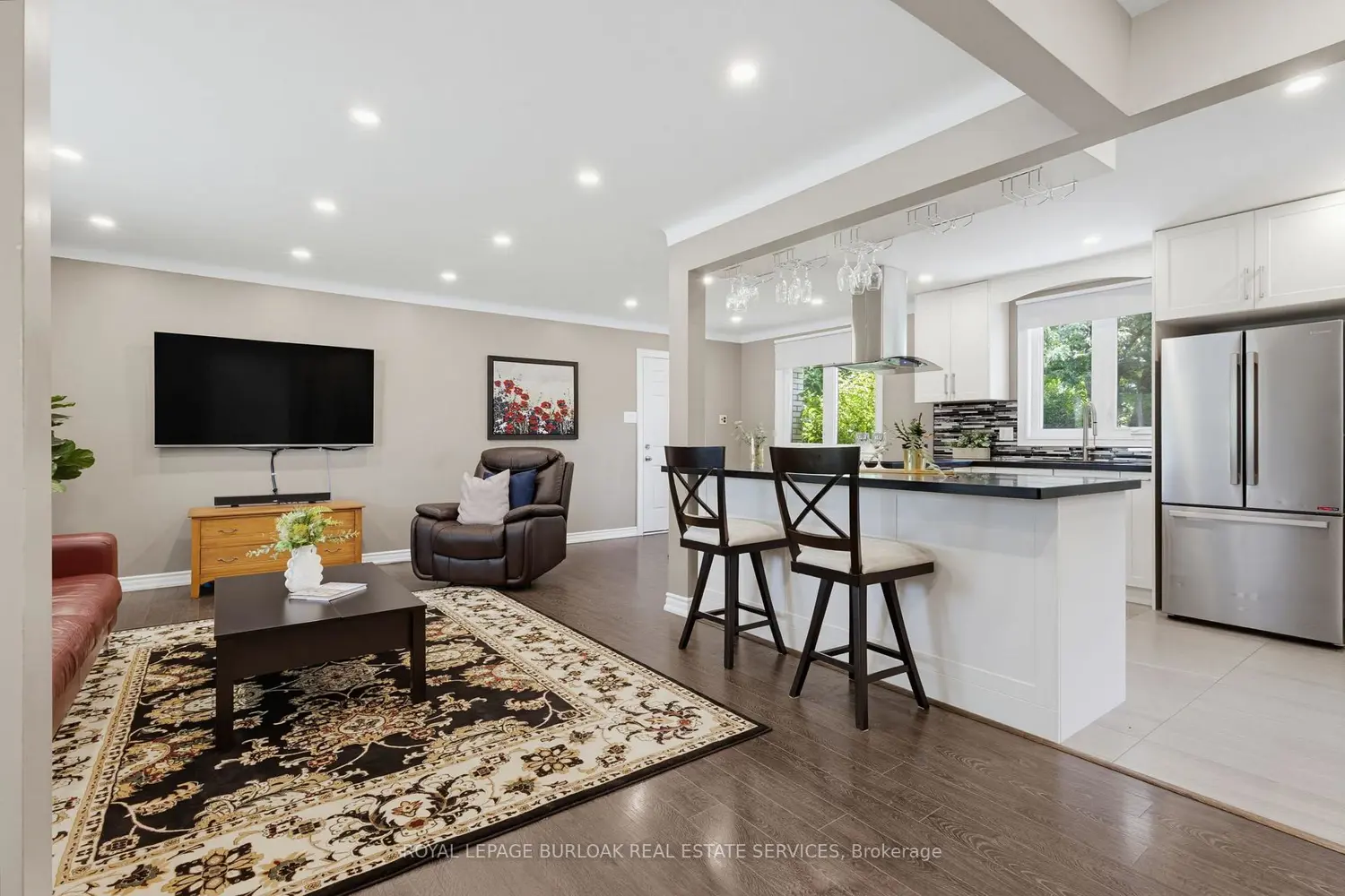 4500 Rogers Road photo 3
