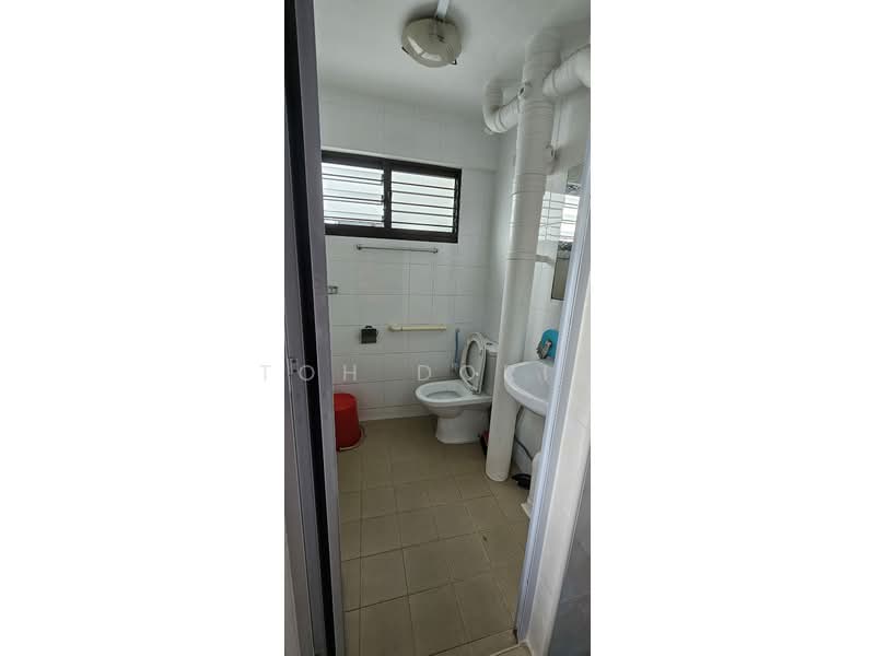 137 Yishun Ring Road photo 3