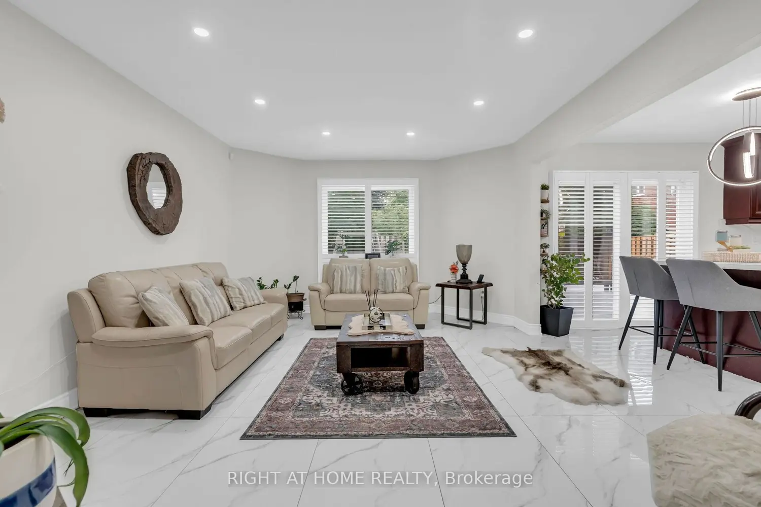 4487 Inchbury Road photo 3
