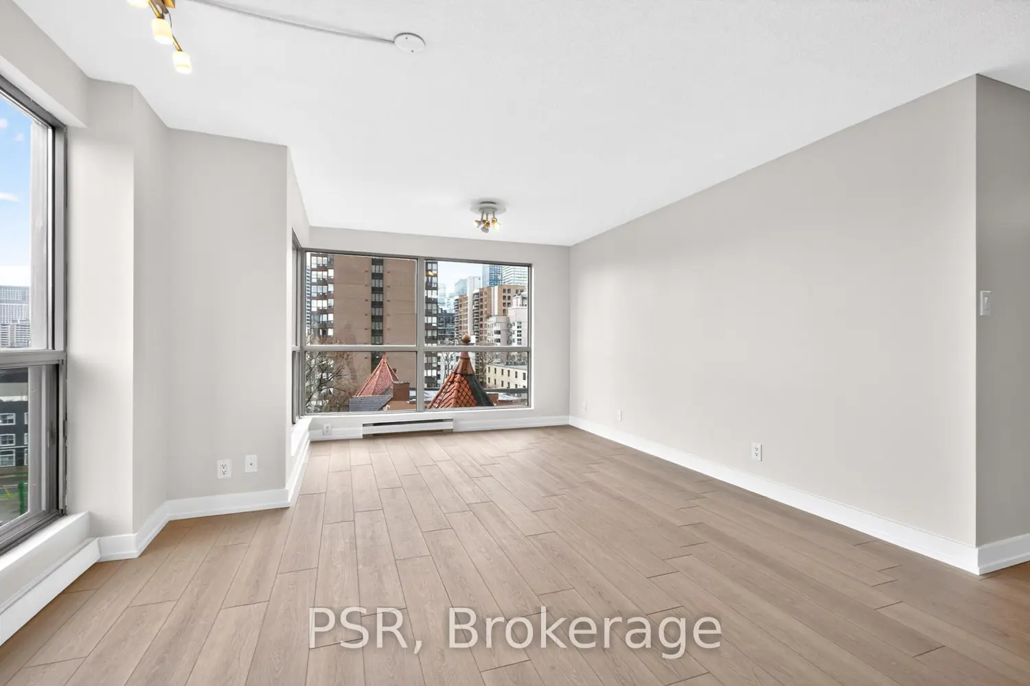 298 Jarvis Street 506 photo 5
