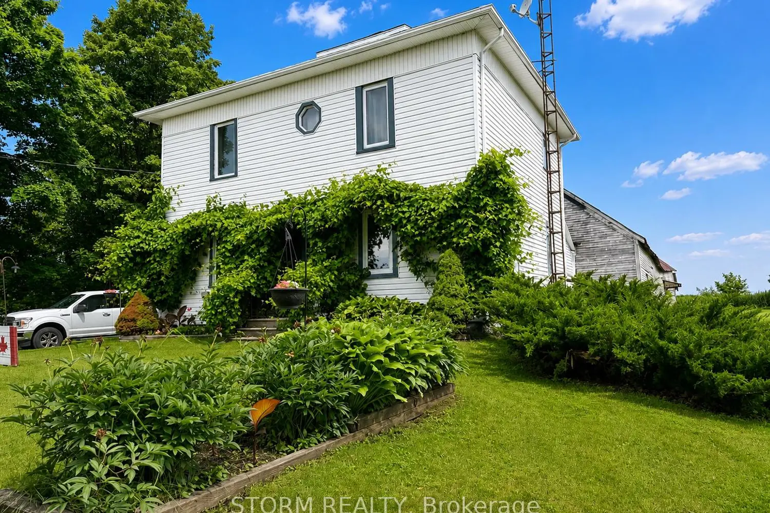 15477 Raymond Road photo 2