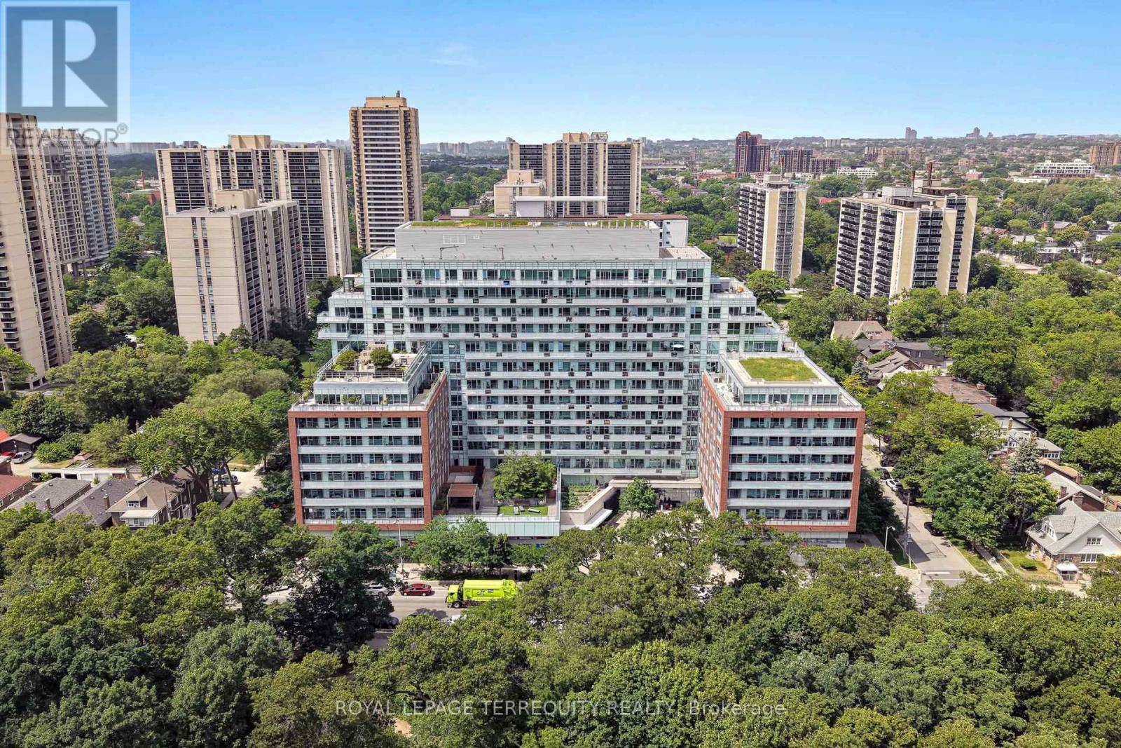 LPH 02 - 1830 BLOOR STREET W
