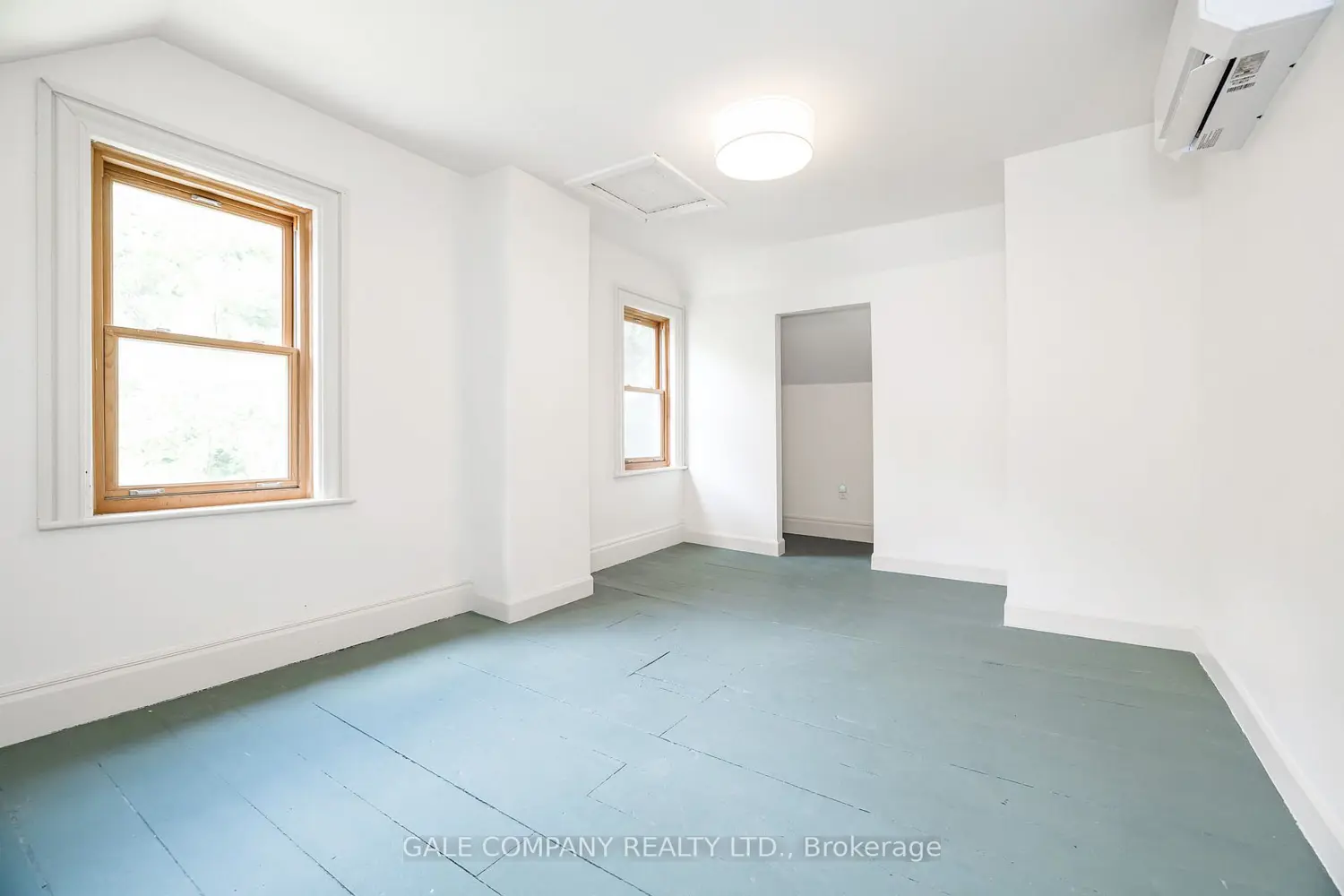236 Blakeney Road photo 2