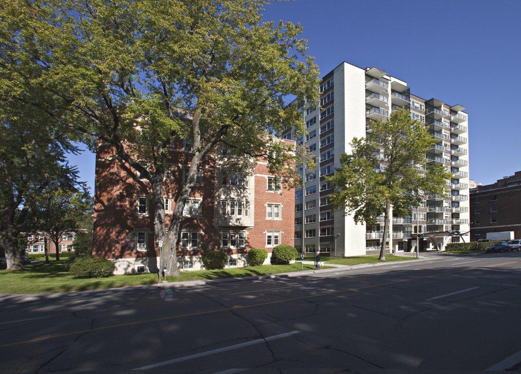 3055 Rue Sherbrooke O.