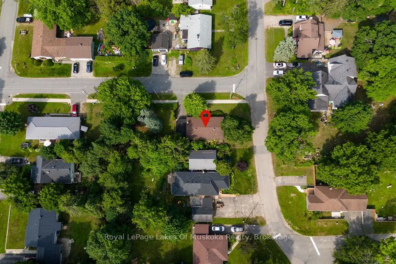 880 Sarah Street photo 2