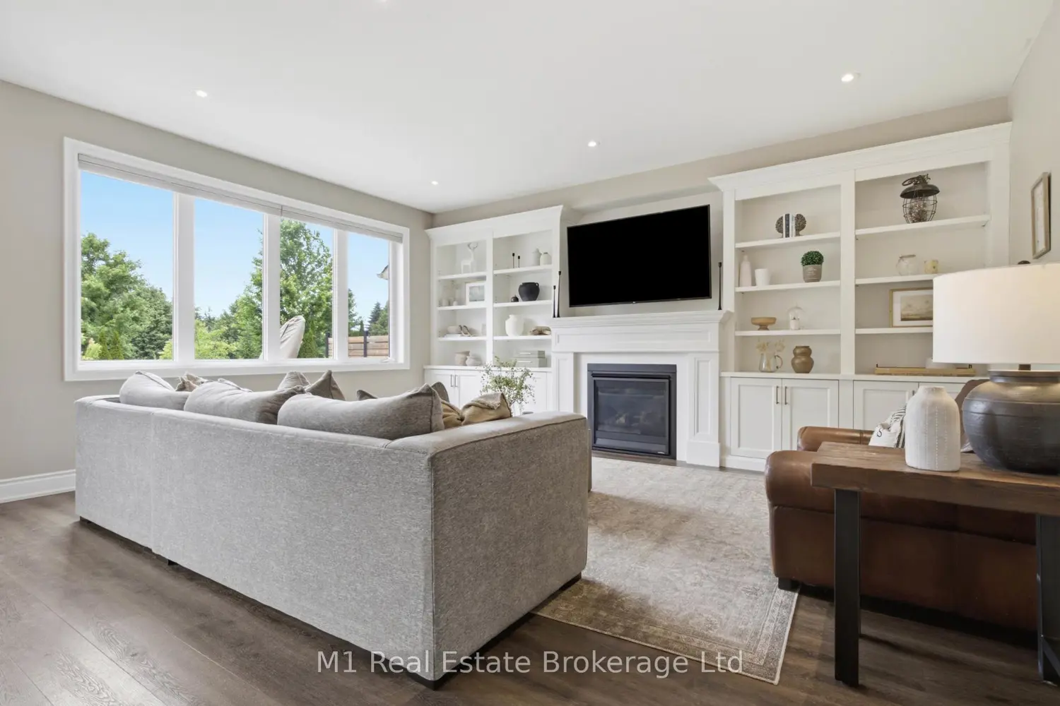 140 Harpin Way