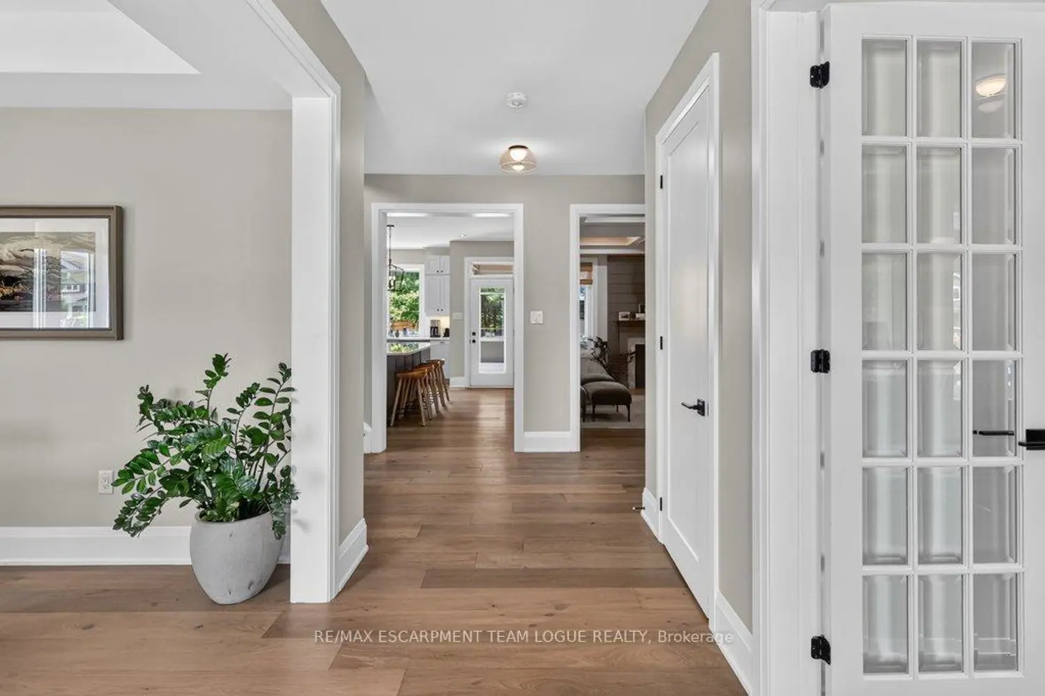 75 Chambery Street photo 2
