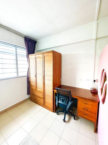 216 Bukit Batok Street 21 photo 2