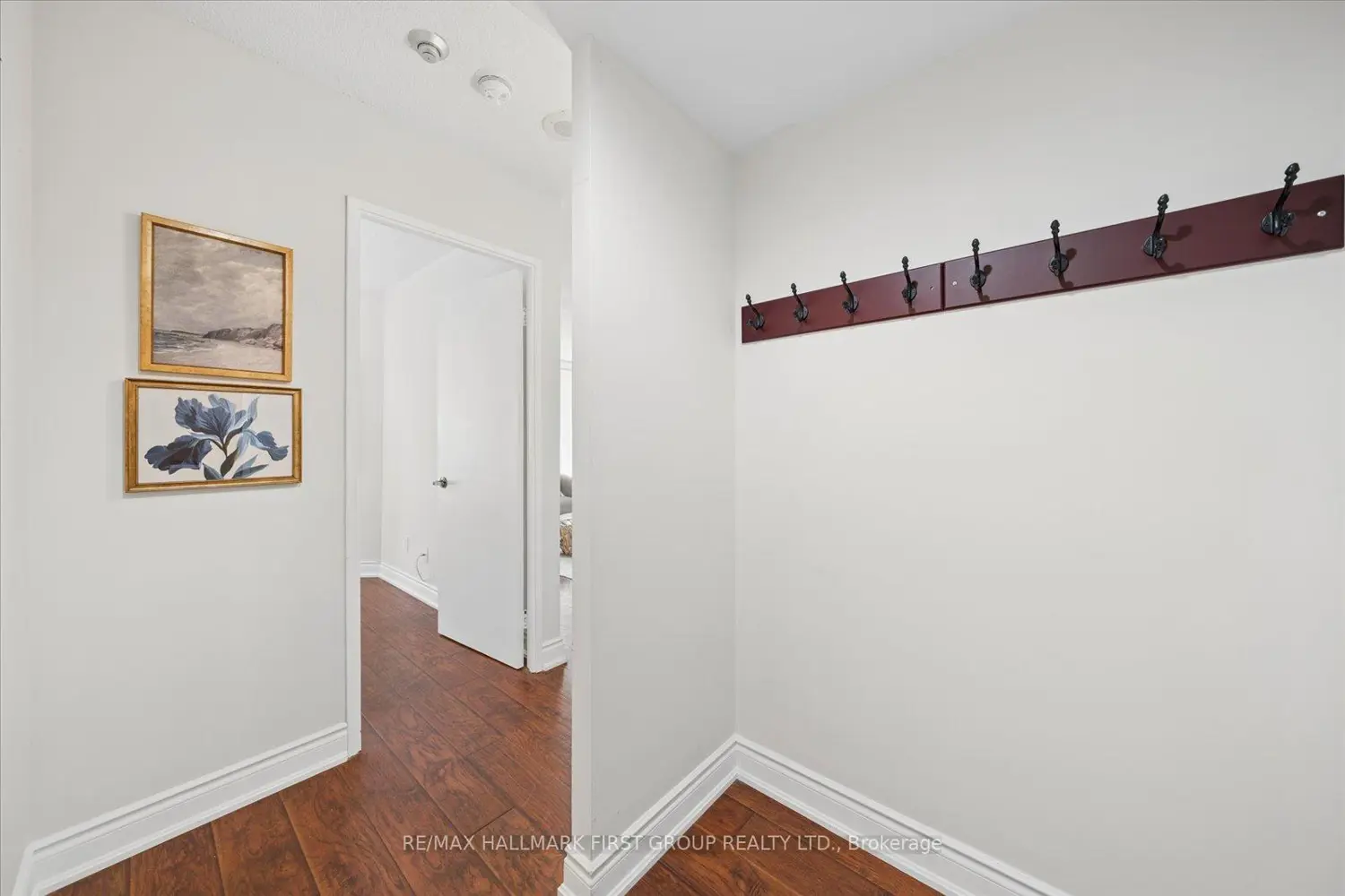 2 Westney Road 206 photo 5