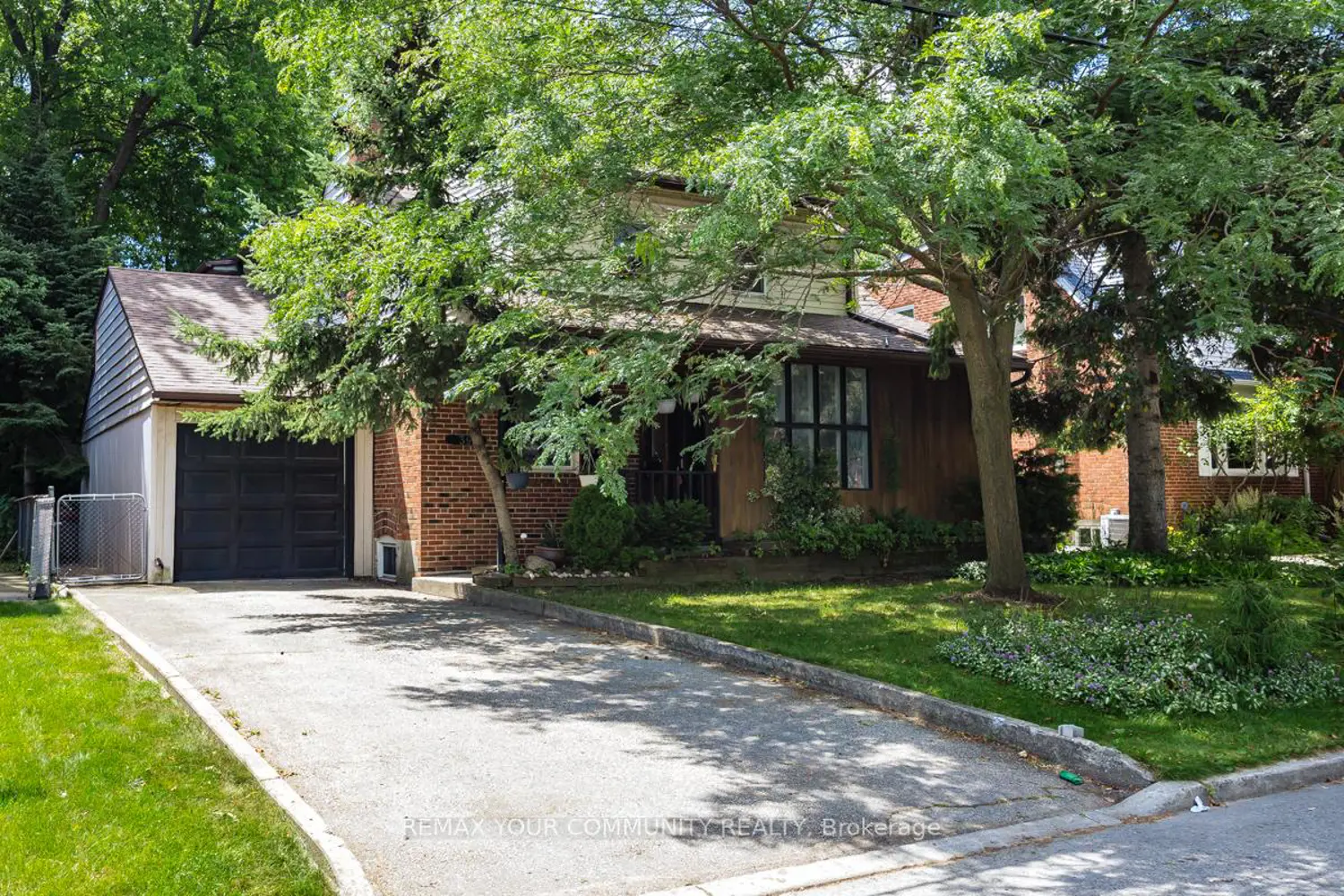 39 Cadillac Avenue photo 2
