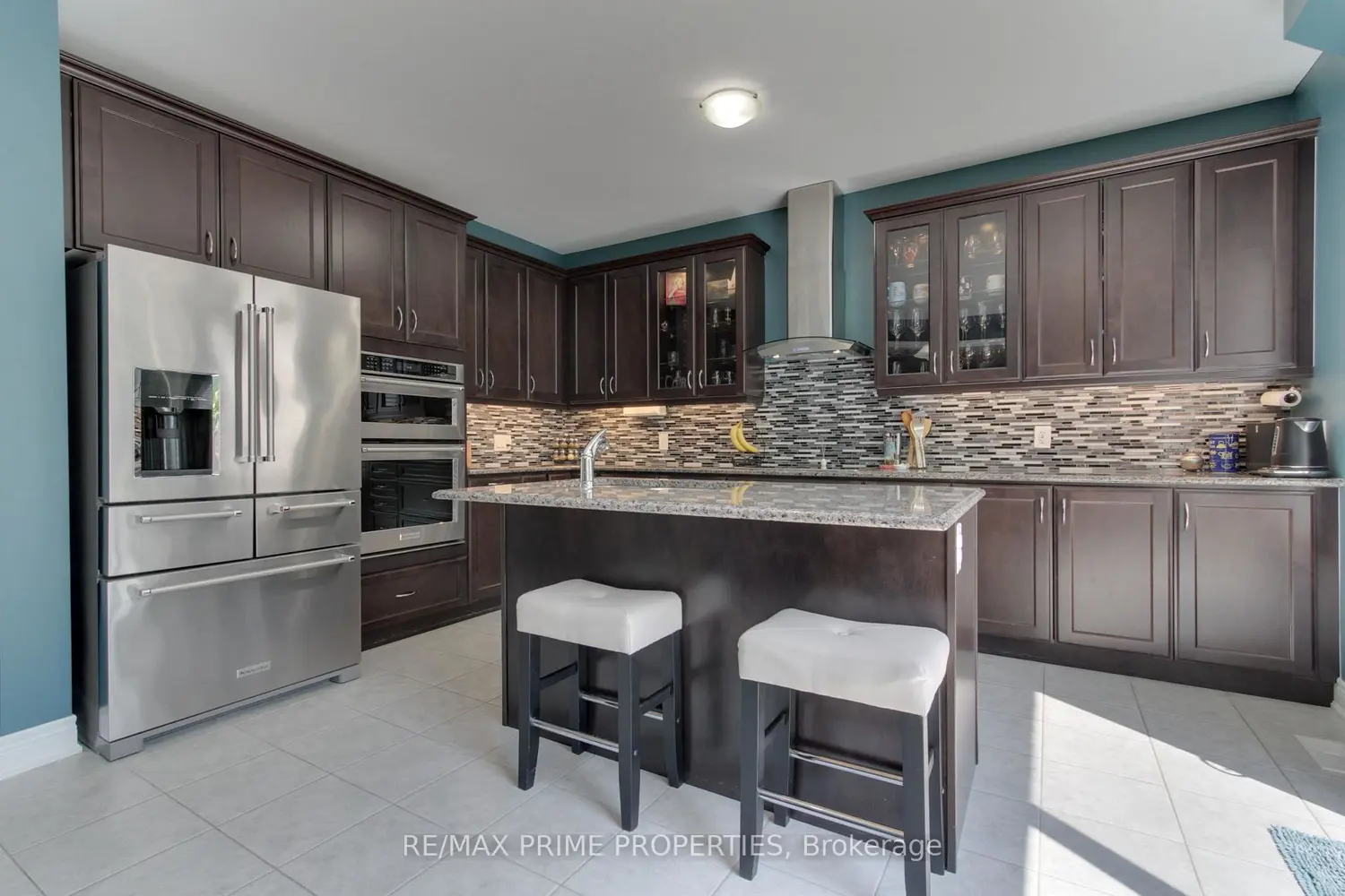 121 Robert Wilson Crescent photo 4