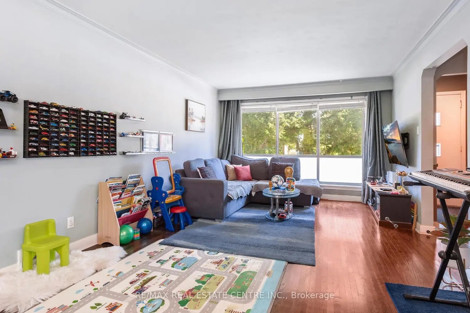 48 Appledale Road photo 3