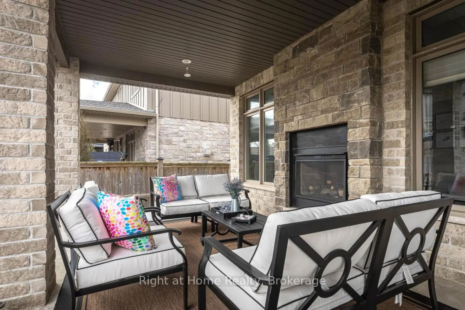 2719 Torrey Pines Way photo 2