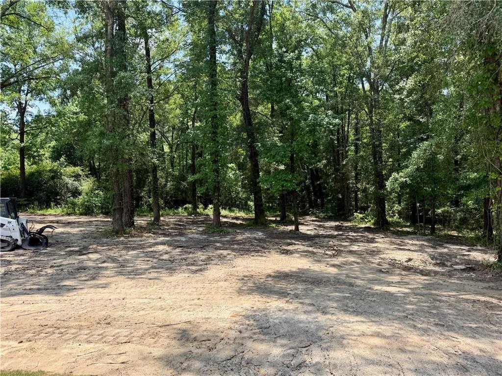 39 Parker Dr, Phenix City, AL 36875