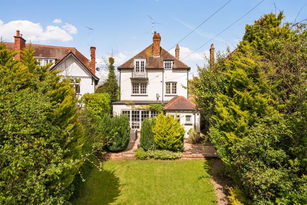 6 bed detached house for saleBasmore Lane, Lower Shiplake, Henley-On-Thames RG9