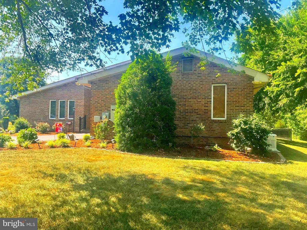 560 Troon Road, Dover, DE 19904 photo 2