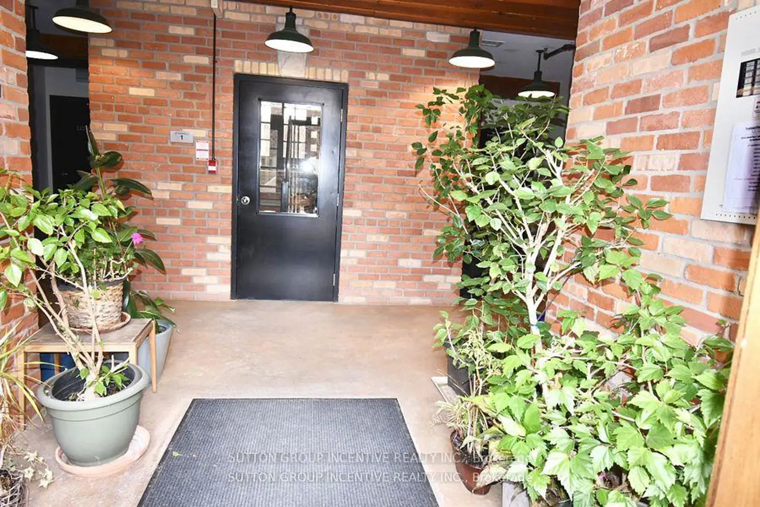 36 Margaret Street 24 photo 2