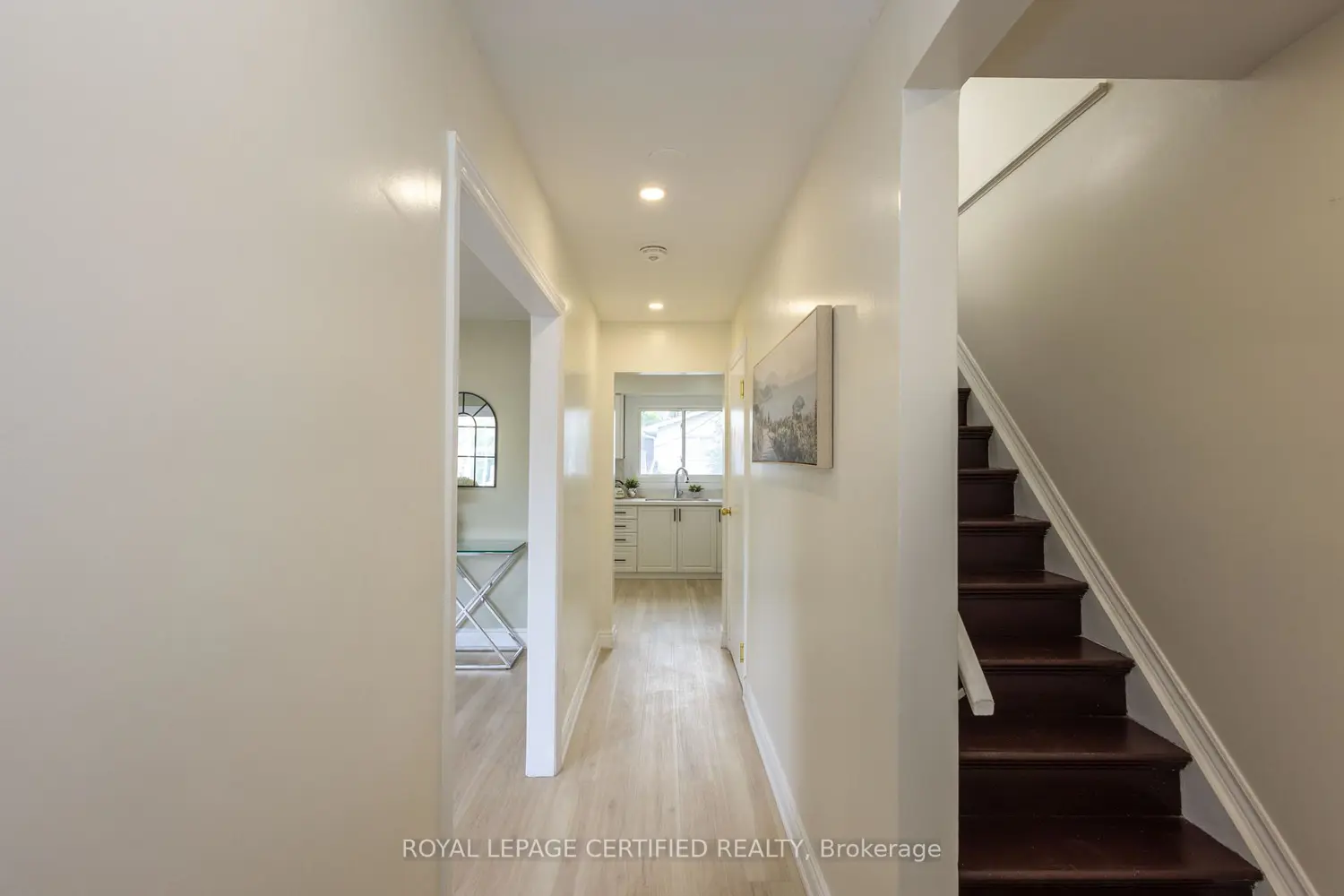 111 Limeridge Road photo 2