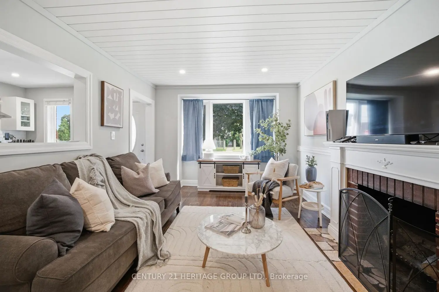 47 Brucedale Avenue photo 3
