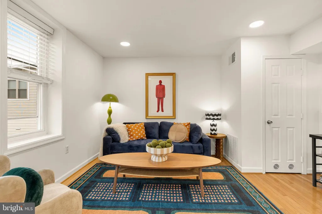 314 V Street NE Unit 204, Washington, DC 20002 photo 2