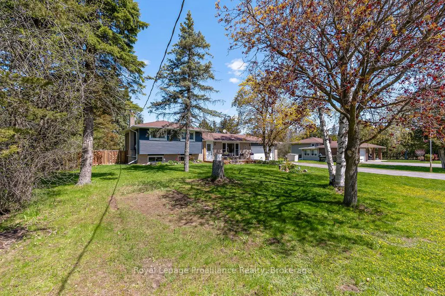 202 Huntingwood Drive photo 2