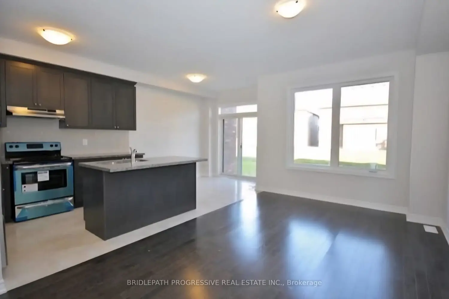 2081 Dale Road photo 4
