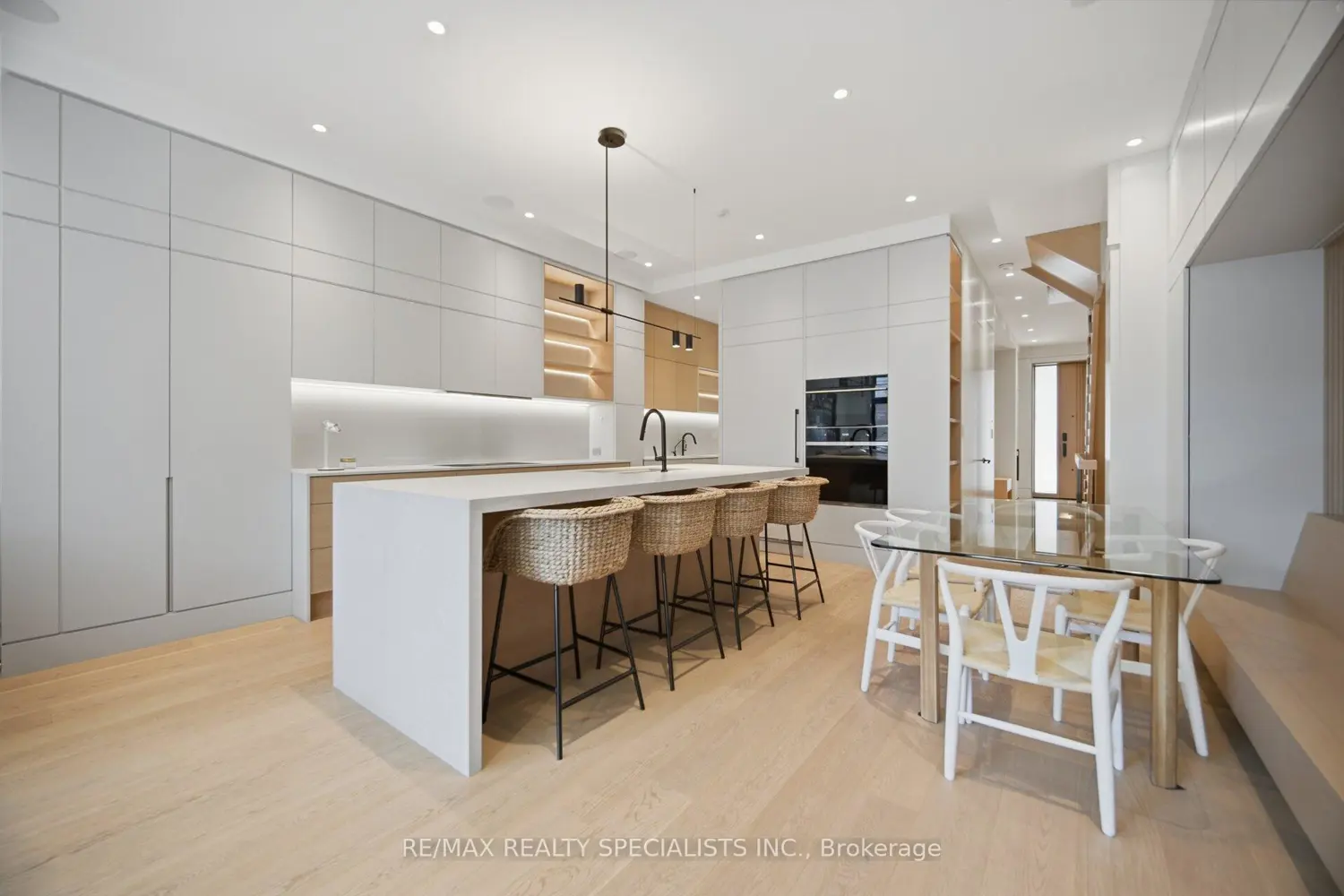 43 Summerhill Avenue photo 5