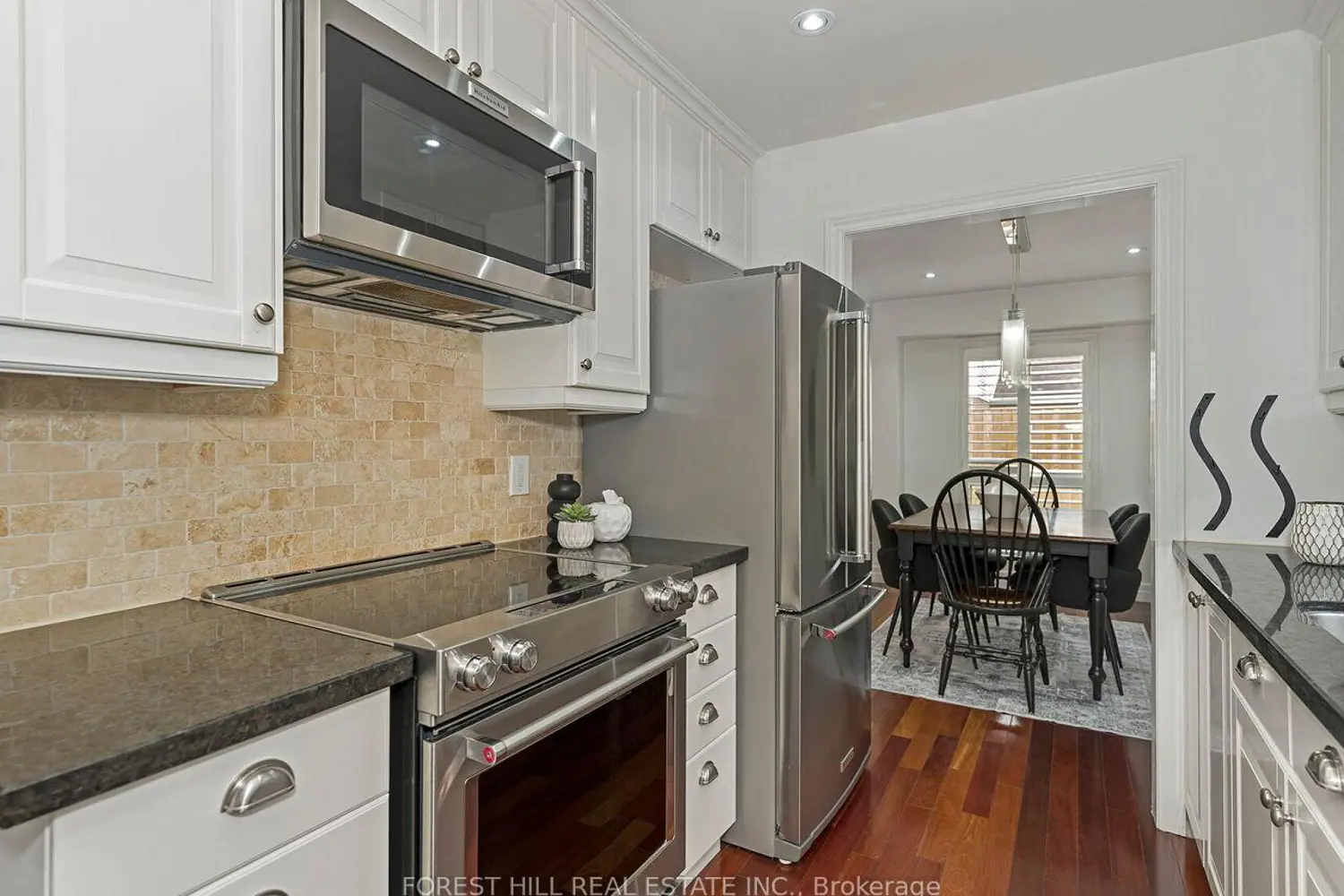 148 Chalmers Street photo 4