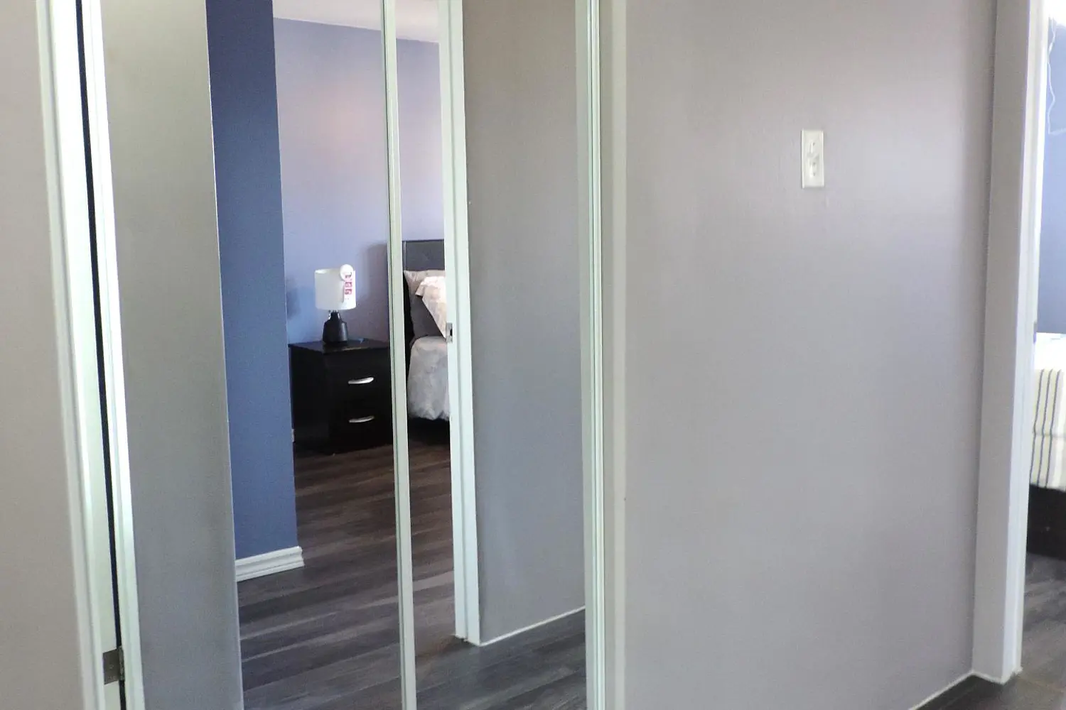 474 Southdale Road 33 photo 5