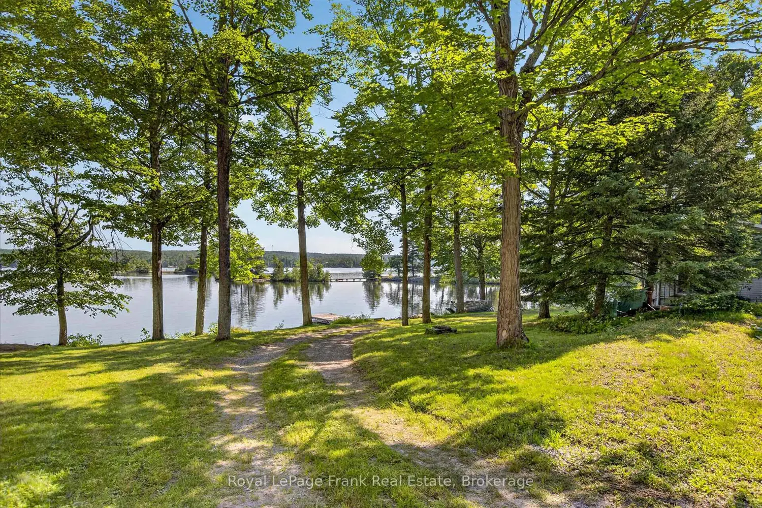 2310 Armstrong Lane photo 4