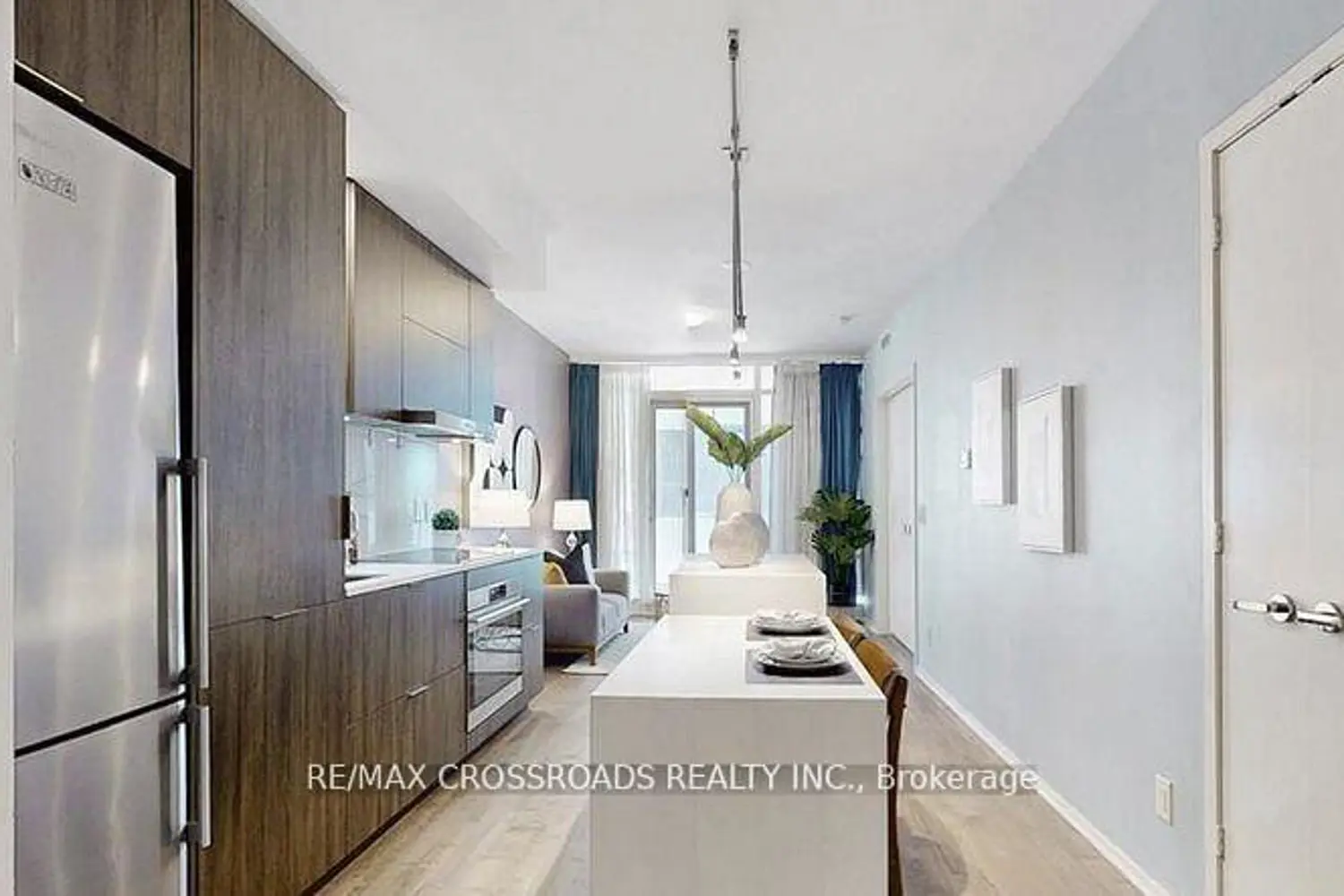 1 Bloor Street 3208 photo 4