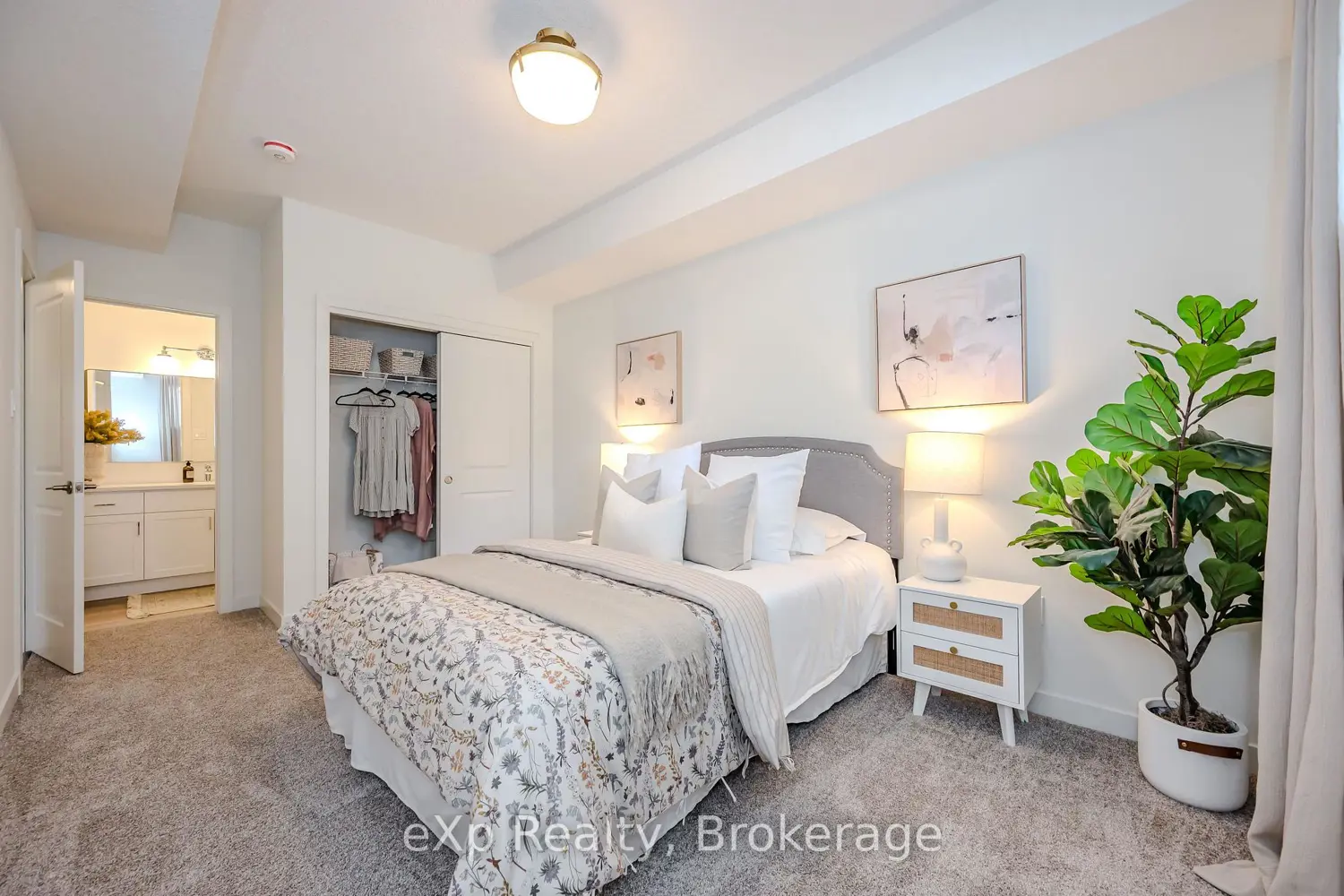 824 Woolwich Street 72 photo 5