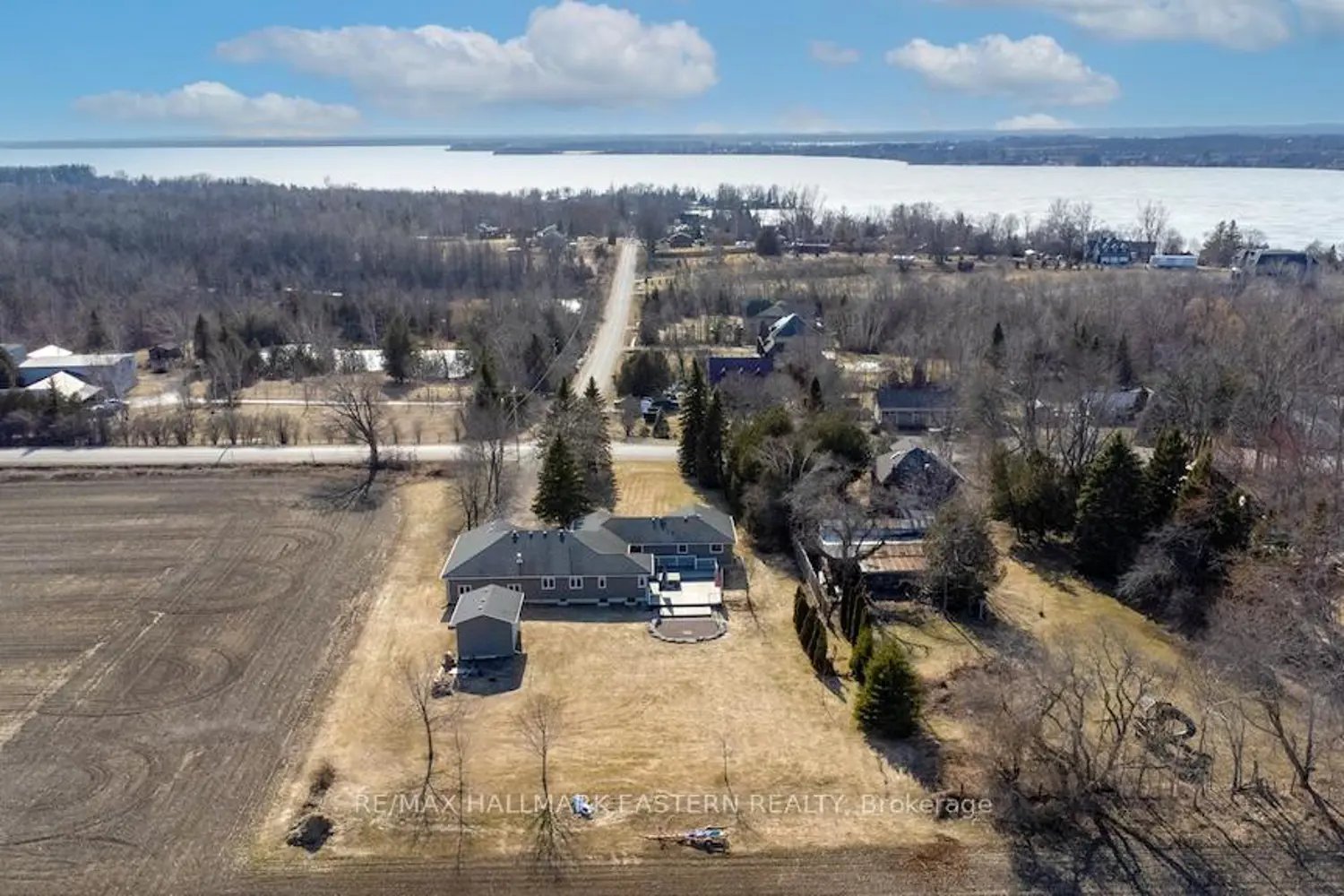 4782 Regional Rd 57 photo 2