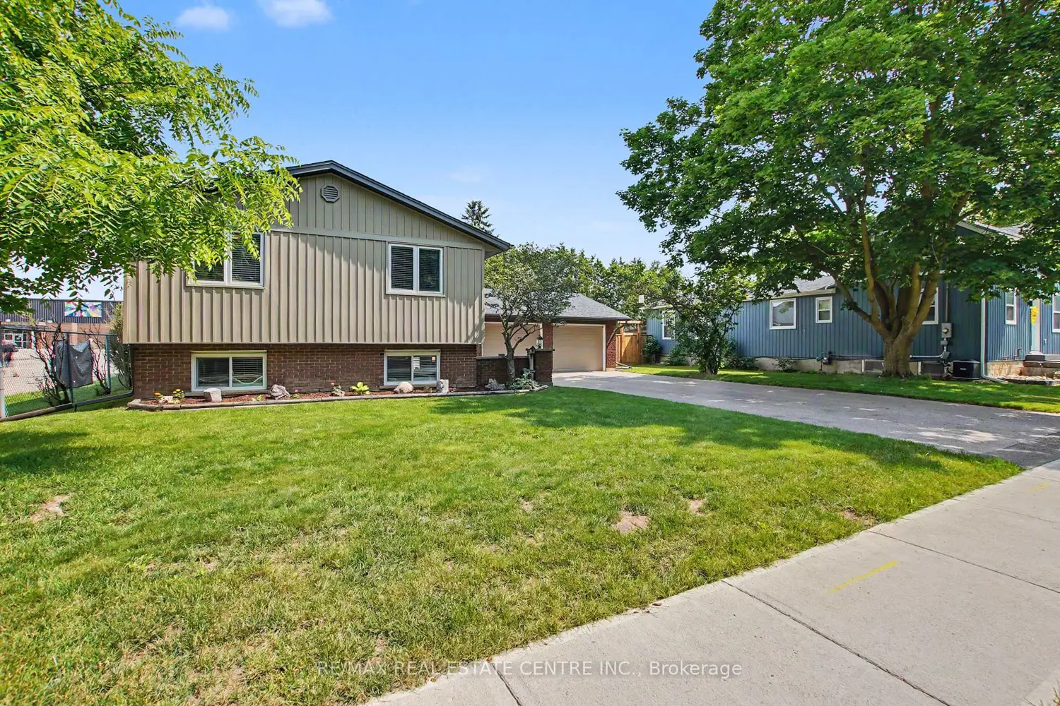 1045 Queens Bush Road photo 2