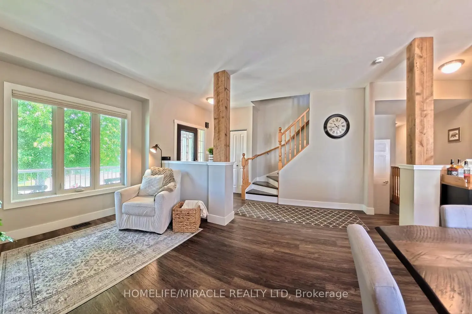 40 Mccormick Drive photo 3
